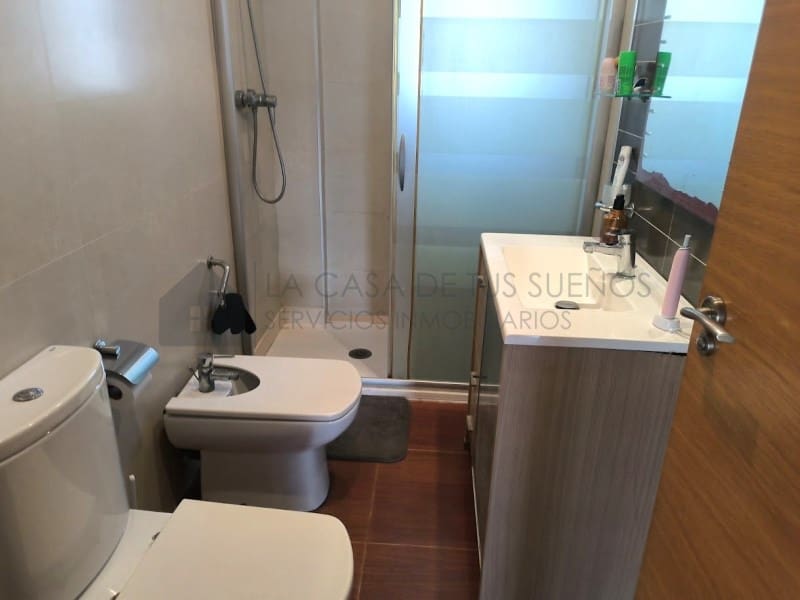 4 camera da letto Villa da affittare in Sax con piscina garage - 1.800 € (Rif: 9984543)