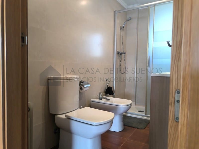 4 camera da letto Villa da affittare in Sax con piscina garage - 1.800 € (Rif: 9984543)