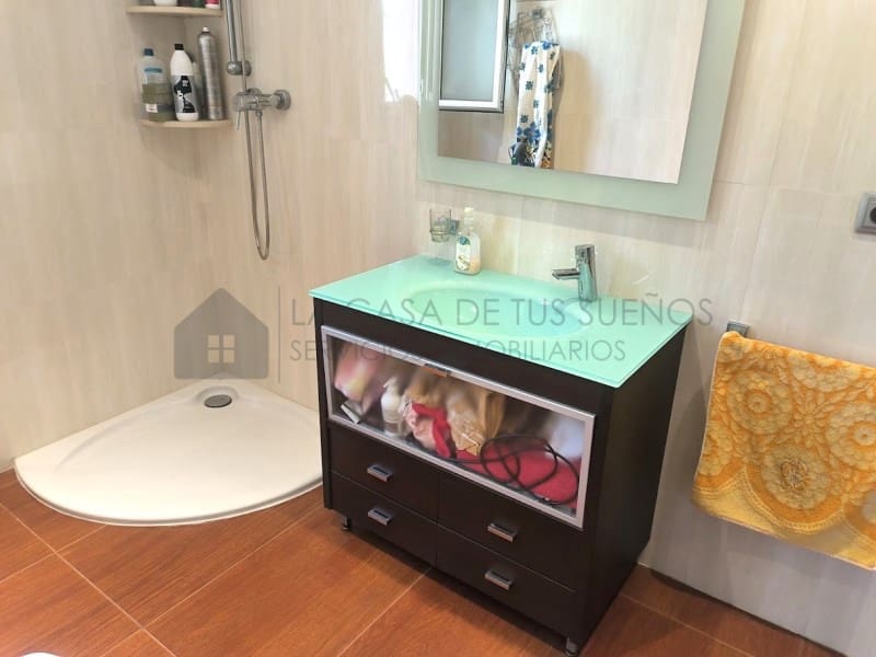 4 camera da letto Villa da affittare in Sax con piscina garage - 1.800 € (Rif: 9984543)