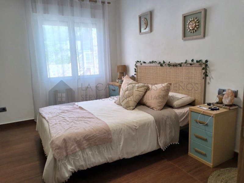 4 camera da letto Villa da affittare in Sax con piscina garage - 1.800 € (Rif: 9984543)