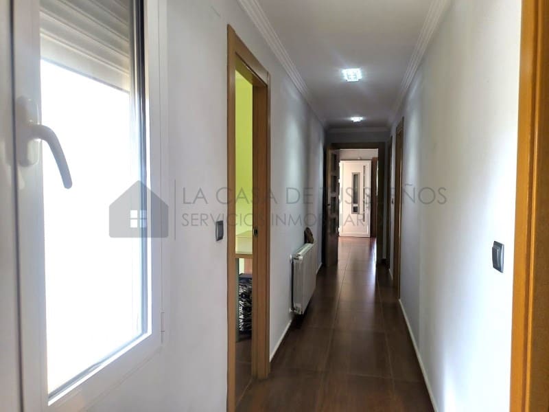 4 camera da letto Villa da affittare in Sax con piscina garage - 1.800 € (Rif: 9984543)