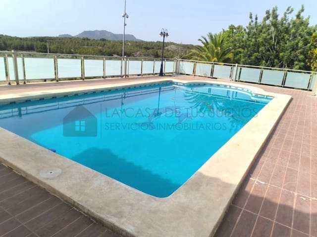 Villa/Maison de 4 chambres à louer à Sax avec piscine garage - 1 800 € (Ref: 9984543)