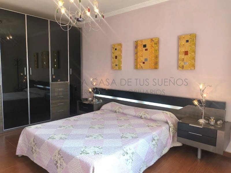 4 camera da letto Villa da affittare in Sax con piscina garage - 1.800 € (Rif: 9984543)