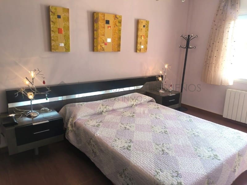 4 camera da letto Villa da affittare in Sax con piscina garage - 1.800 € (Rif: 9984543)