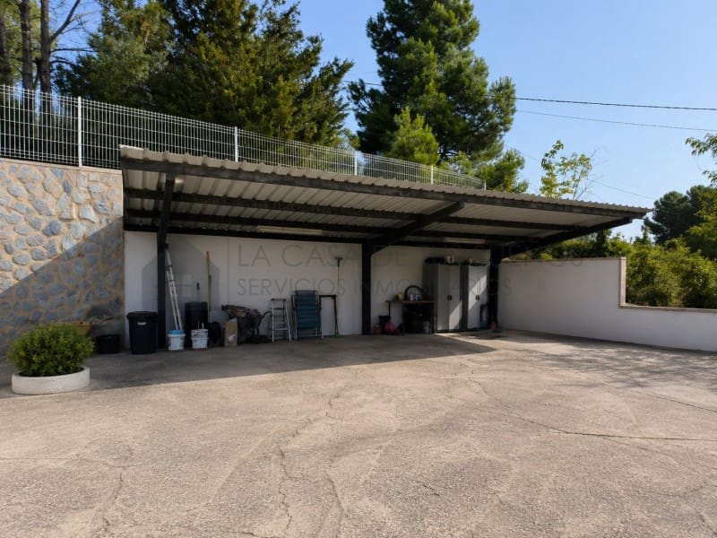 4 camera da letto Villa da affittare in Sax con piscina garage - 1.800 € (Rif: 9984543)