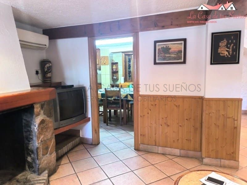 6 camera da letto Villa in vendita in Sax con piscina garage - 350.000 € (Rif: 9996771)