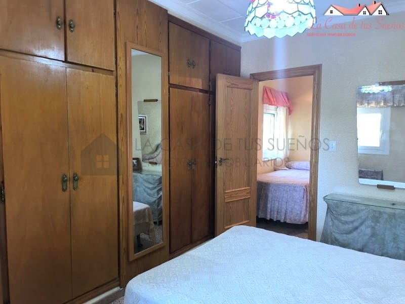 6 camera da letto Villa in vendita in Sax con piscina garage - 350.000 € (Rif: 9996771)