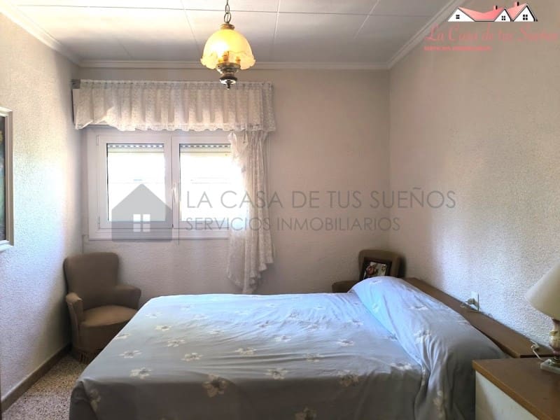 6 camera da letto Villa in vendita in Sax con piscina garage - 350.000 € (Rif: 9996771)