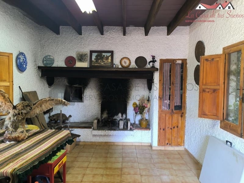 6 camera da letto Villa in vendita in Sax con piscina garage - 350.000 € (Rif: 9996771)