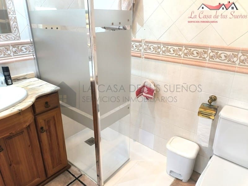 6 camera da letto Villa in vendita in Sax con piscina garage - 350.000 € (Rif: 9996771)