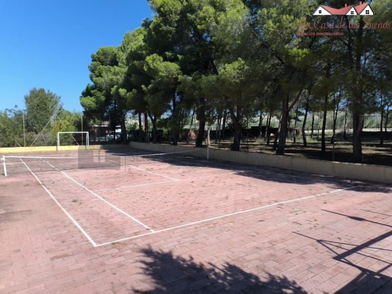 6 camera da letto Villa in vendita in Sax con piscina garage - 350.000 € (Rif: 9996771)