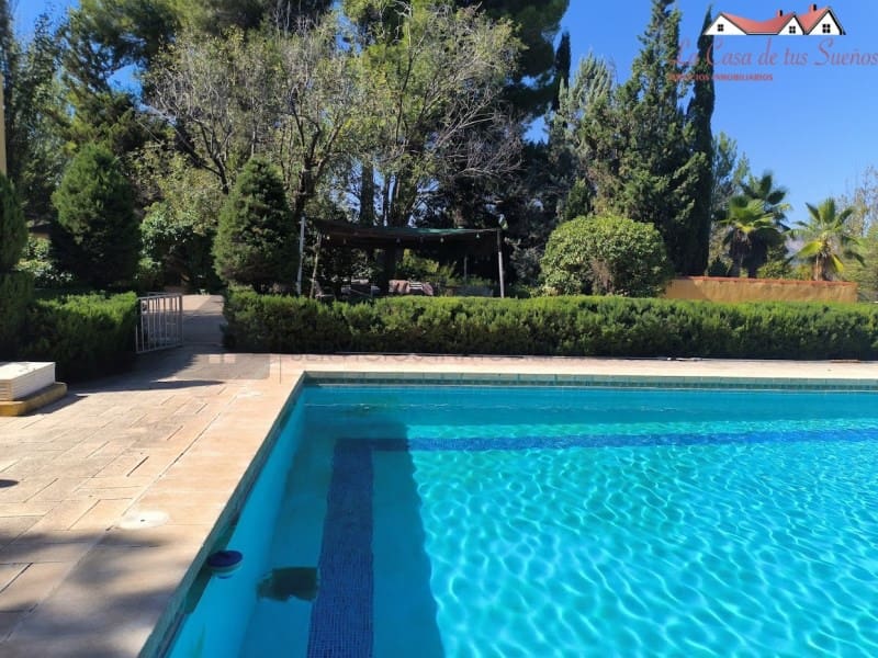 6 camera da letto Villa in vendita in Sax con piscina garage - 350.000 € (Rif: 9996771)