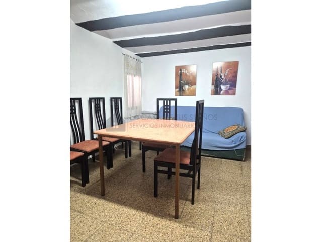 4 bedroom Townhouse for sale in El Camp de Mirra with garage - € 110,000 (Ref: 9999283)