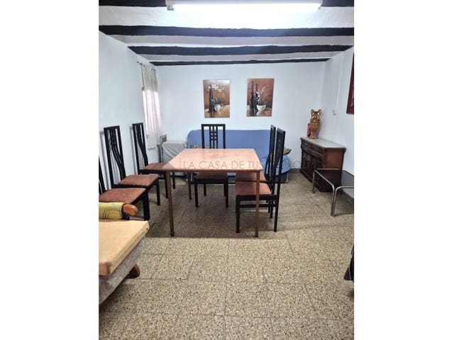 4 bedroom Townhouse for sale in El Camp de Mirra with garage - € 110,000 (Ref: 9999283)