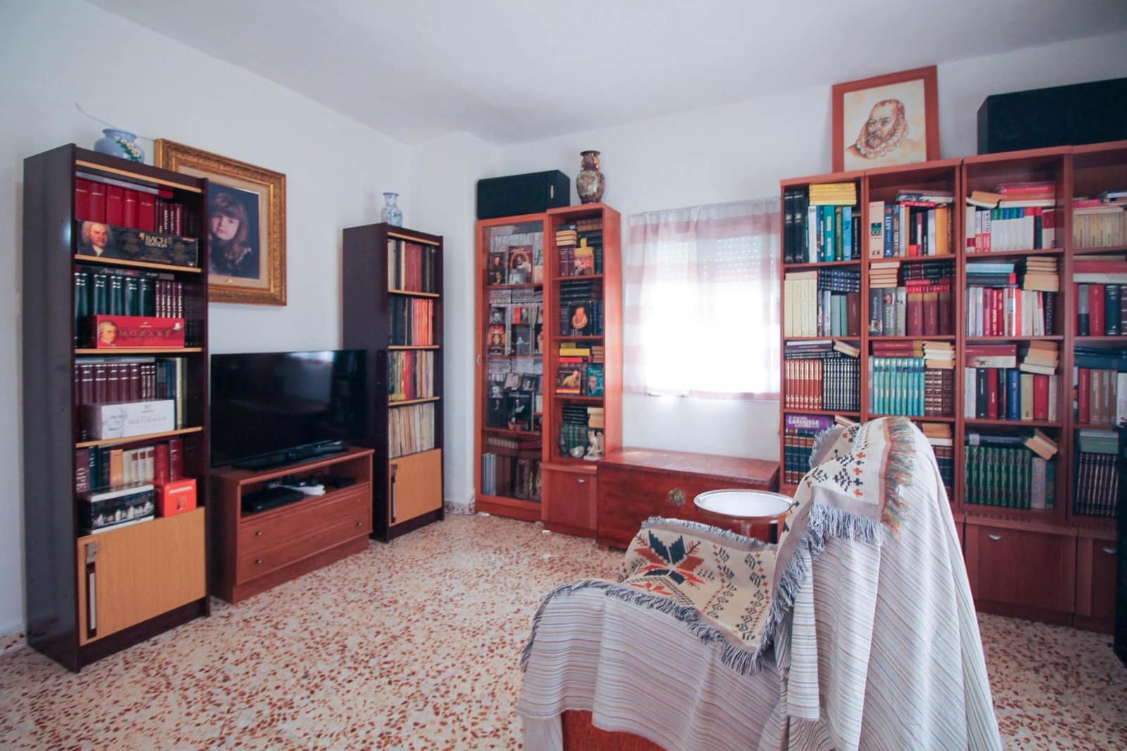 4 bedroom Finca/Country House for sale in Crevillente / Crevillent - € 260,000 (Ref: 10011526)