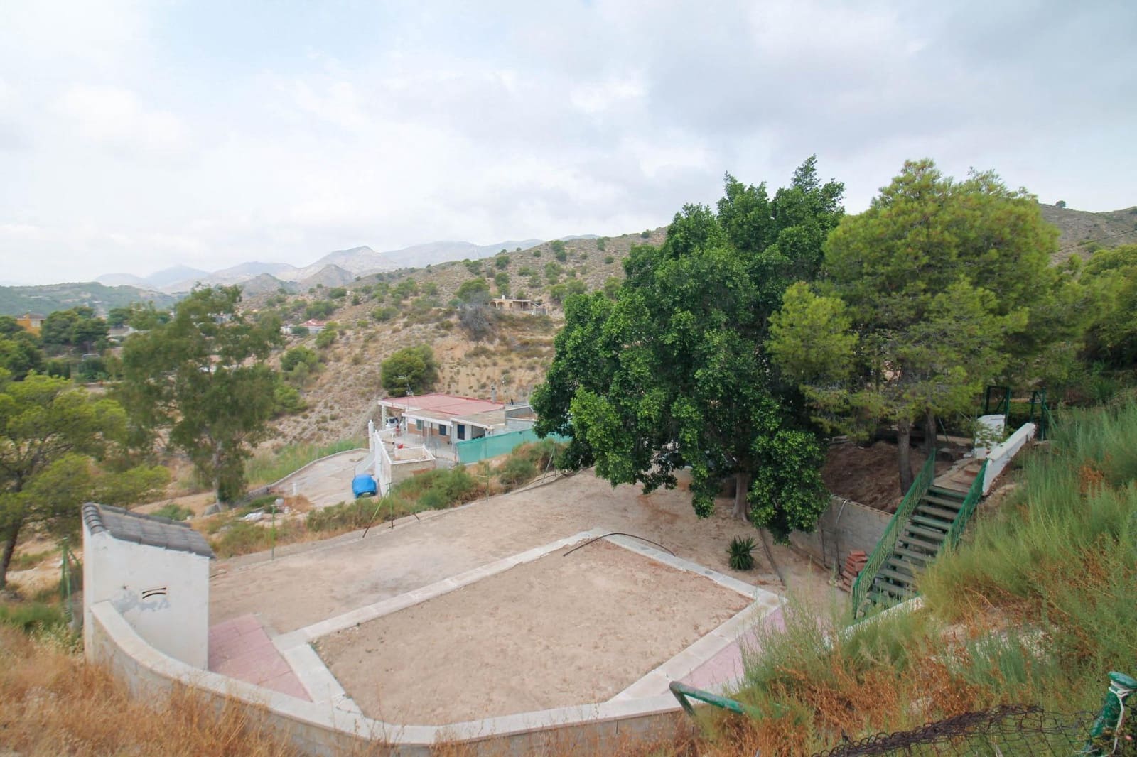 4 bedroom Finca/Country House for sale in Crevillente / Crevillent - € 260,000 (Ref: 10011526)