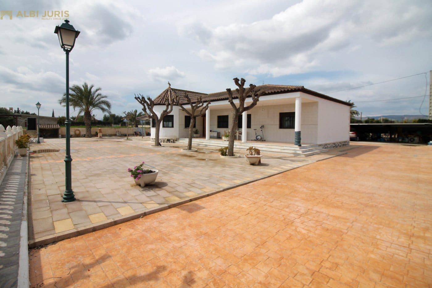 5 bedroom Villa for sale in Crevillente / Crevillent with pool - € 425,000 (Ref: 6780260)