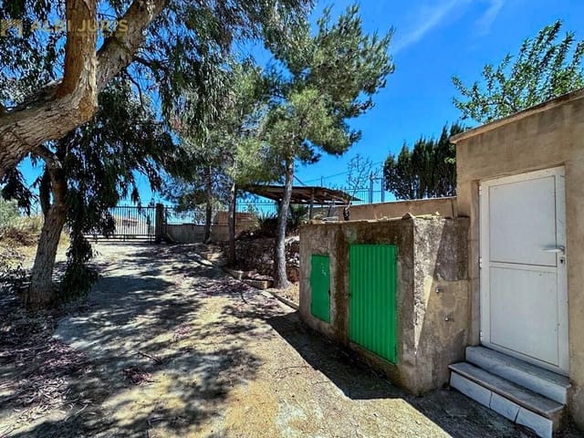 Finca/Casa Rural de 5 habitaciones en La Romana en venta con piscina garaje - 147.000 € (Ref: 7855126)
