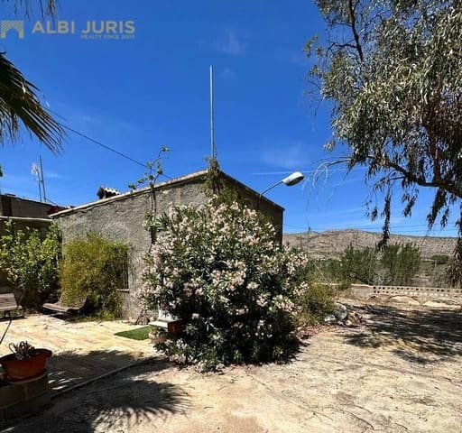 Finca/Casa Rural de 5 habitaciones en La Romana en venta con piscina garaje - 147.000 € (Ref: 7855126)