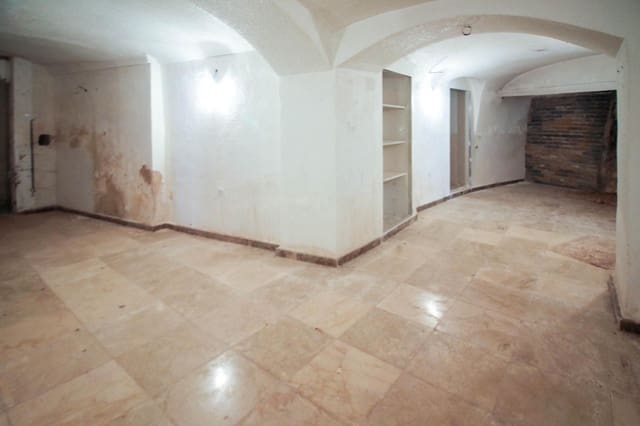 Finca/Casa Rural de 5 habitaciones en La Romana en venta con piscina garaje - 147.000 € (Ref: 7855126)