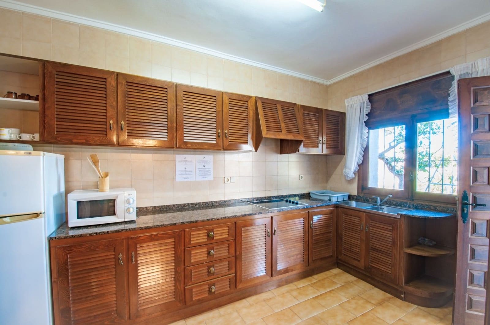 6 slaapkamer Villa te koop in Benissa met zwembad garage - € 790.000 (Ref: 8836751)