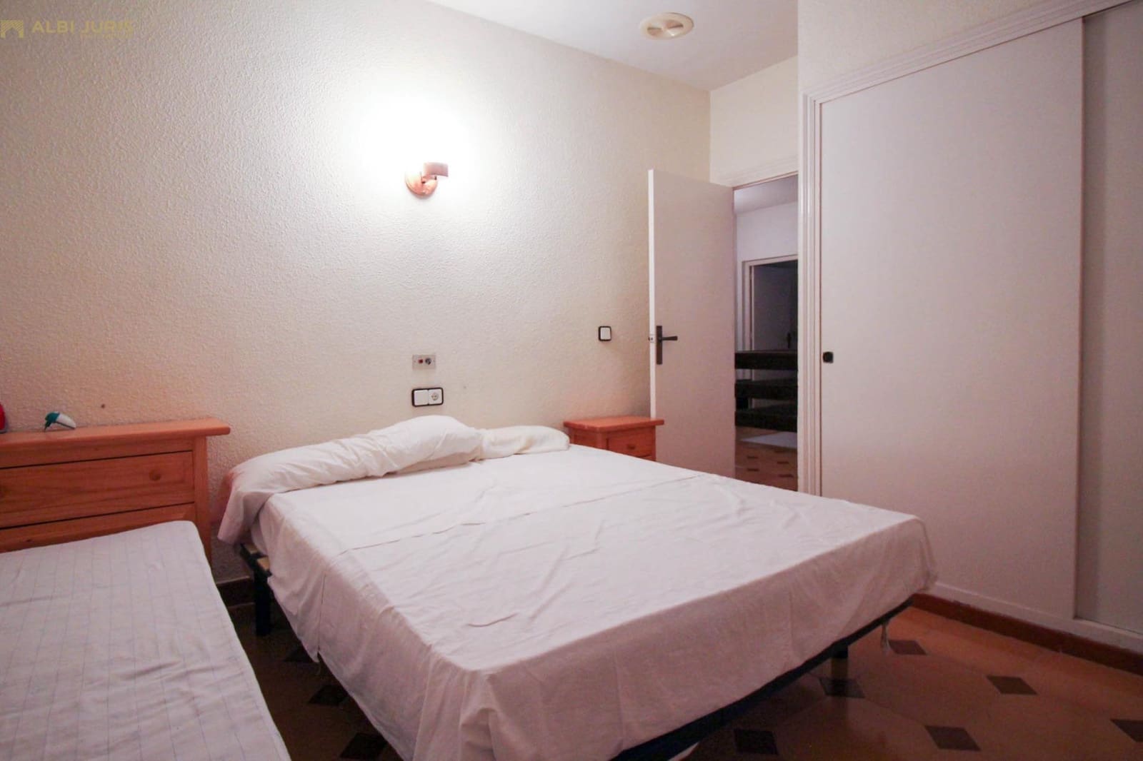Chalet de 5 habitaciones en Crevillente / Crevillent en venta con garaje - 310.000 € (Ref: 8936763)