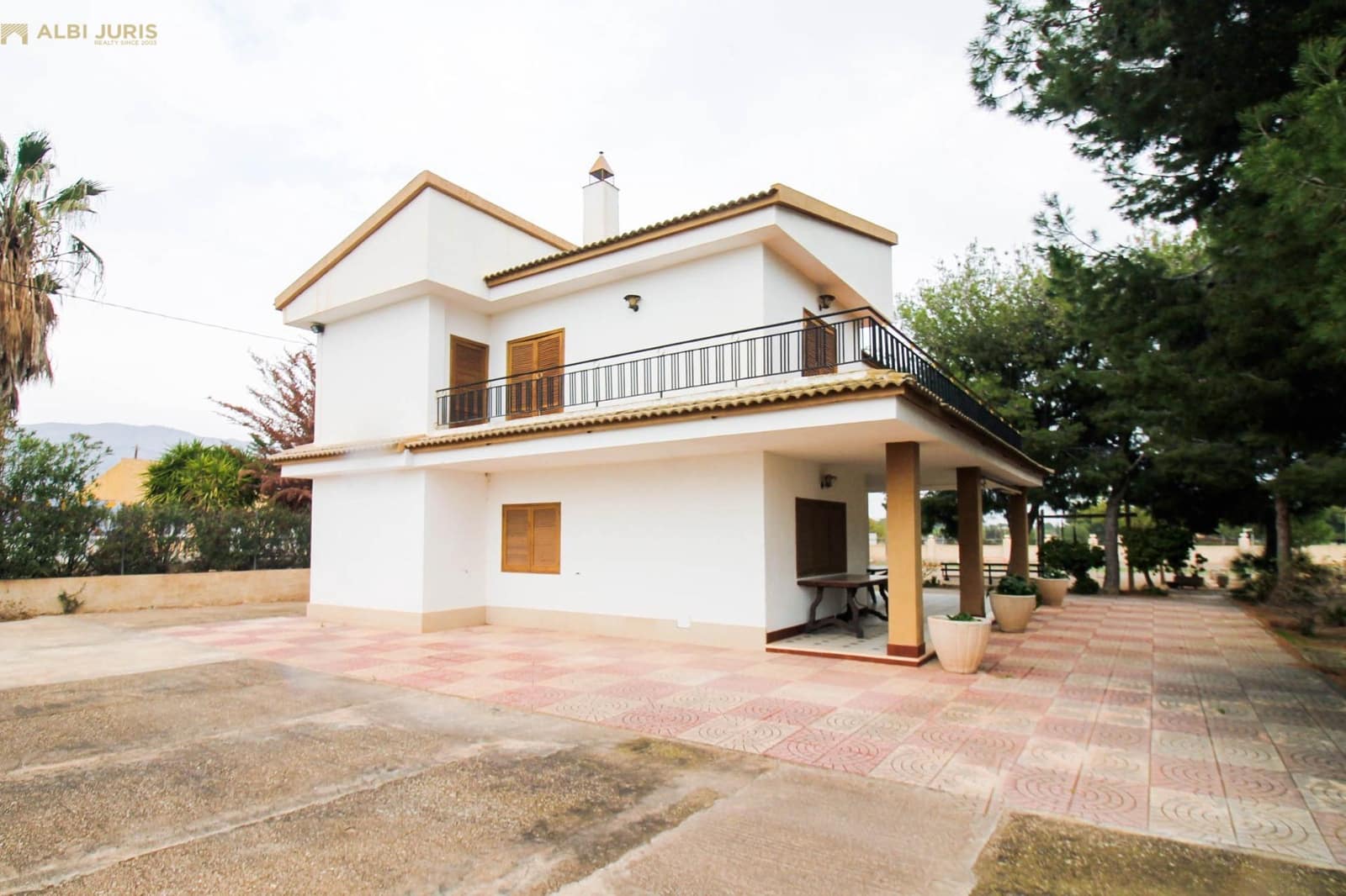 Chalet de 5 habitaciones en Crevillente / Crevillent en venta con garaje - 310.000 € (Ref: 8936763)