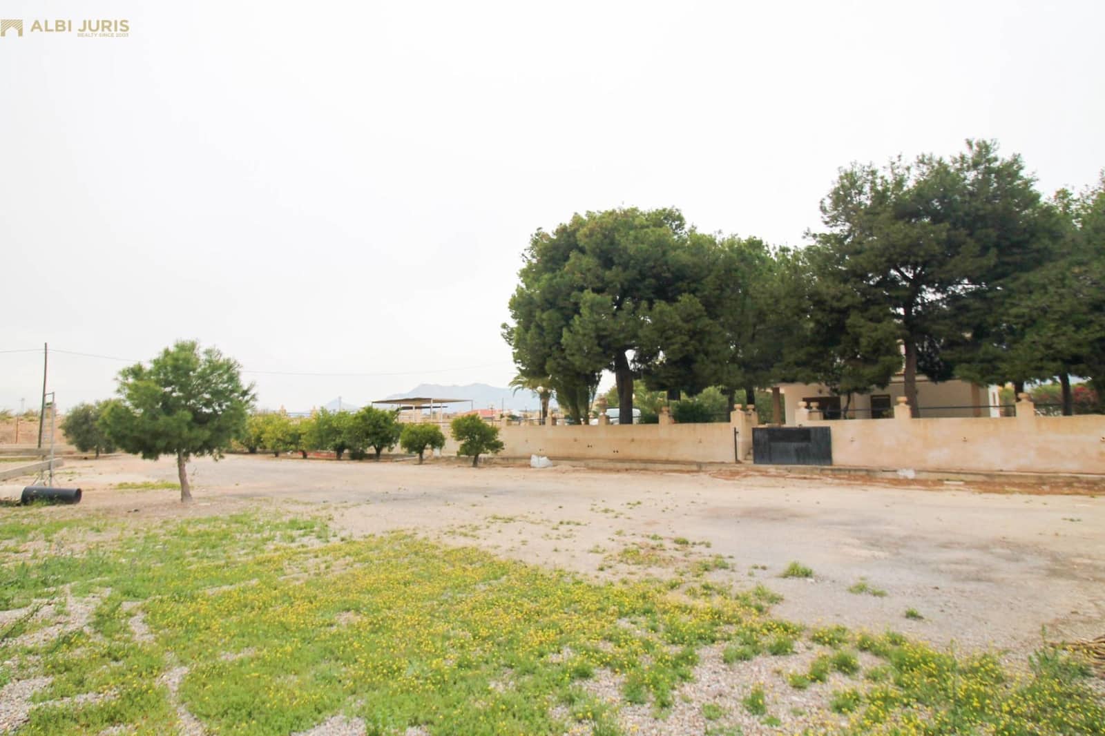 Chalet de 5 habitaciones en Crevillente / Crevillent en venta con garaje - 310.000 € (Ref: 8936763)