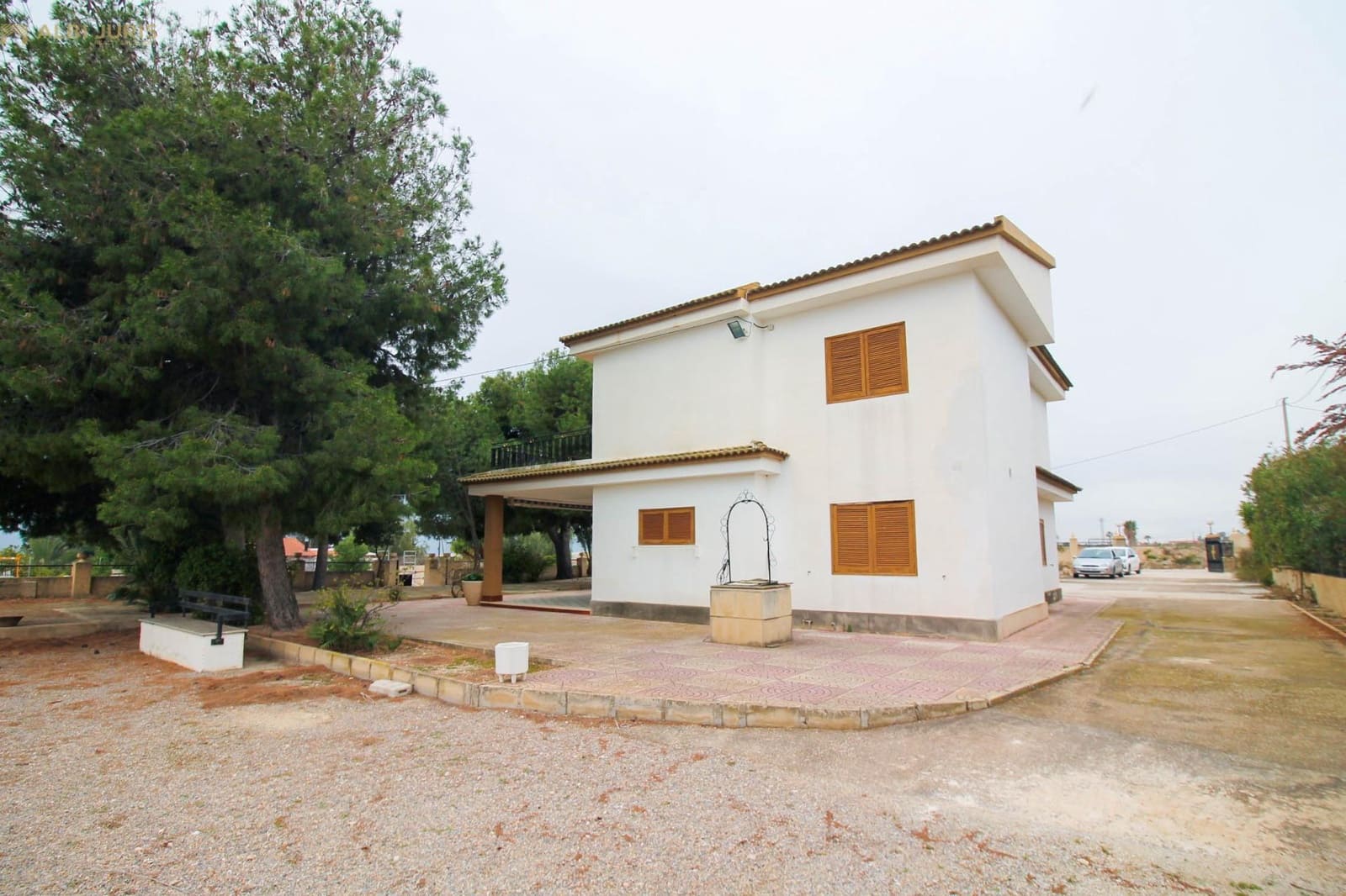 Chalet de 5 habitaciones en Crevillente / Crevillent en venta con garaje - 310.000 € (Ref: 8936763)