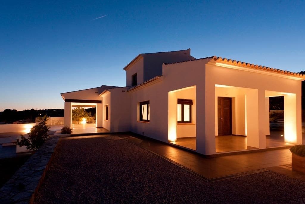 3 Zimmer Villa zu verkaufen in Moraira mit Pool - 1.440.000 € (Ref: 9108731)