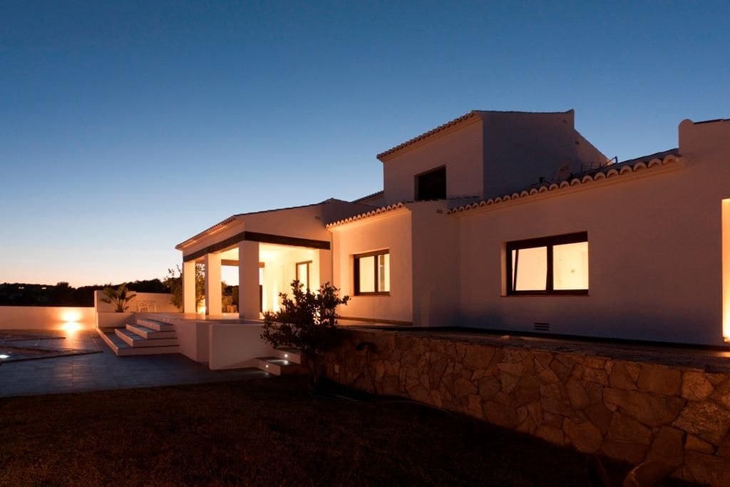 3 Zimmer Villa zu verkaufen in Moraira mit Pool - 1.440.000 € (Ref: 9108731)