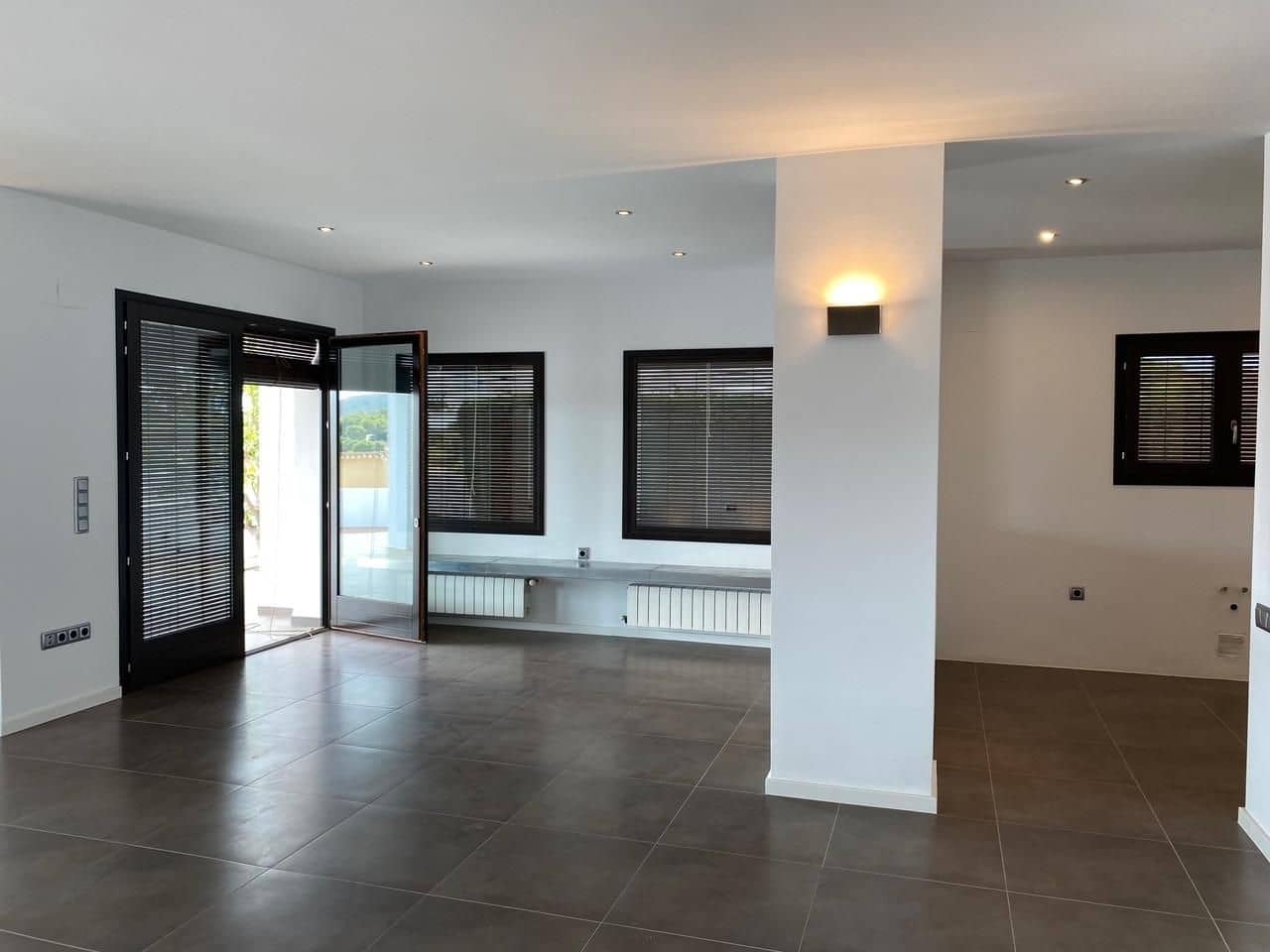 3 Zimmer Villa zu verkaufen in Moraira mit Pool - 1.440.000 € (Ref: 9108731)