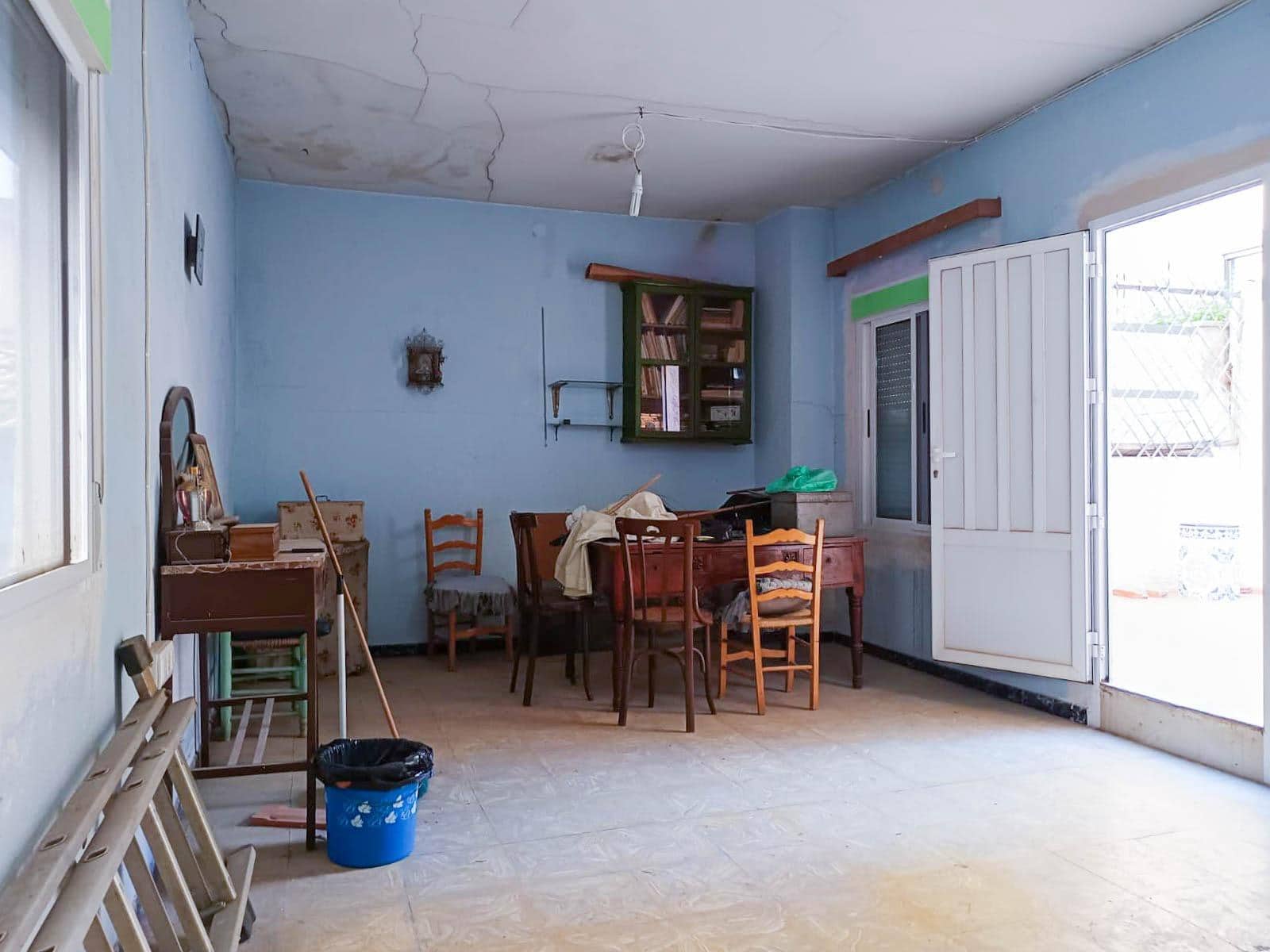 Adosado de 4 habitaciones en Crevillente / Crevillent en venta - 168.000 € (Ref: 9901370)