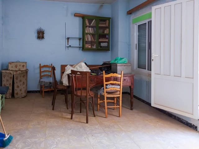Adosado de 4 habitaciones en Crevillente / Crevillent en venta - 168.000 € (Ref: 9901370)