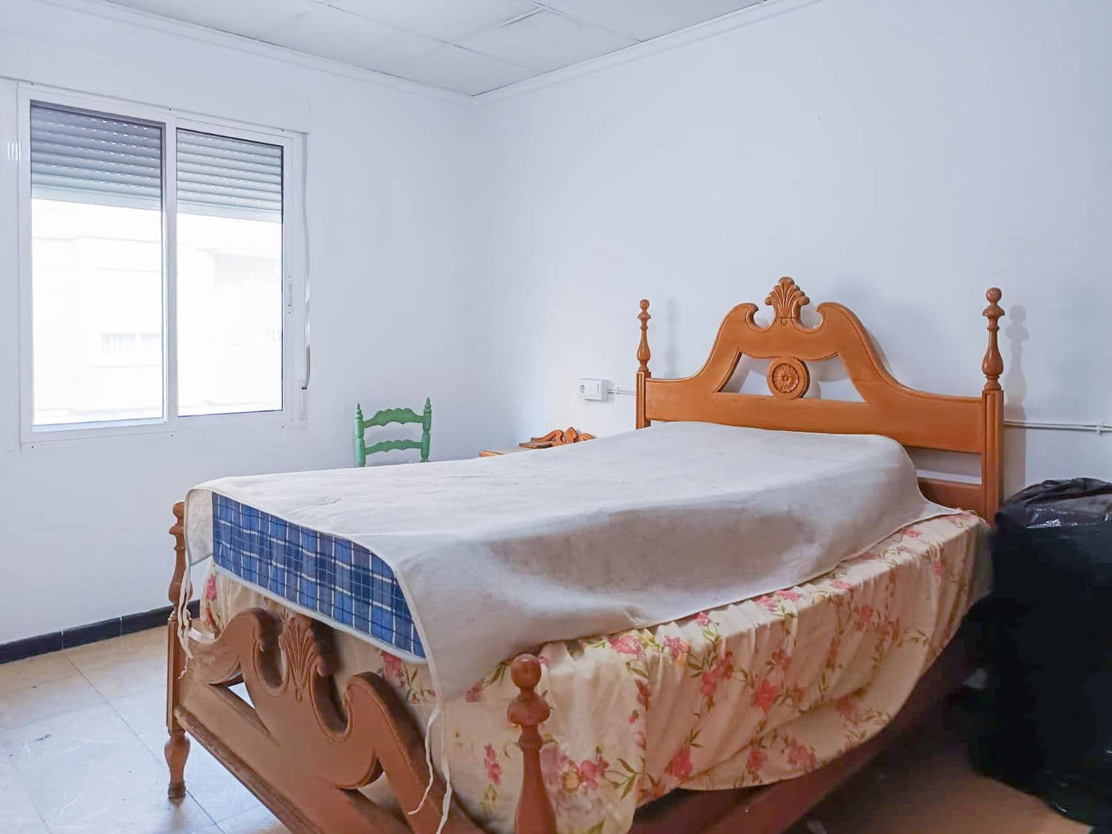 Adosado de 4 habitaciones en Crevillente / Crevillent en venta - 168.000 € (Ref: 9901370)