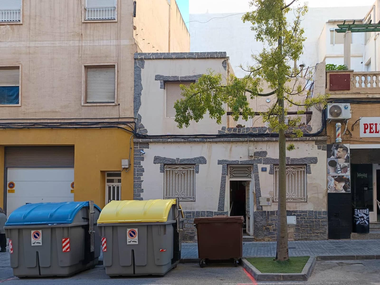 Adosado de 4 habitaciones en Crevillente / Crevillent en venta - 168.000 € (Ref: 9901370)