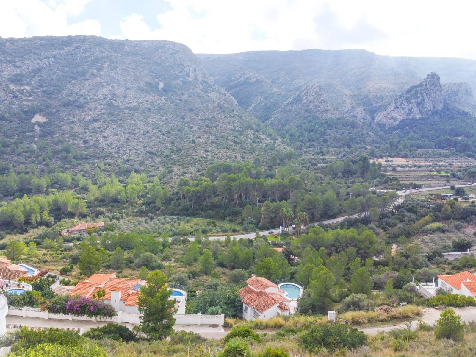 Chalet de 3 habitaciones en Pedreguer en venta con piscina - 792.000 € (Ref: 9901376)