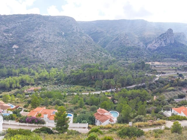 Chalet de 3 habitaciones en Pedreguer en venta con piscina - 792.000 € (Ref: 9901376)