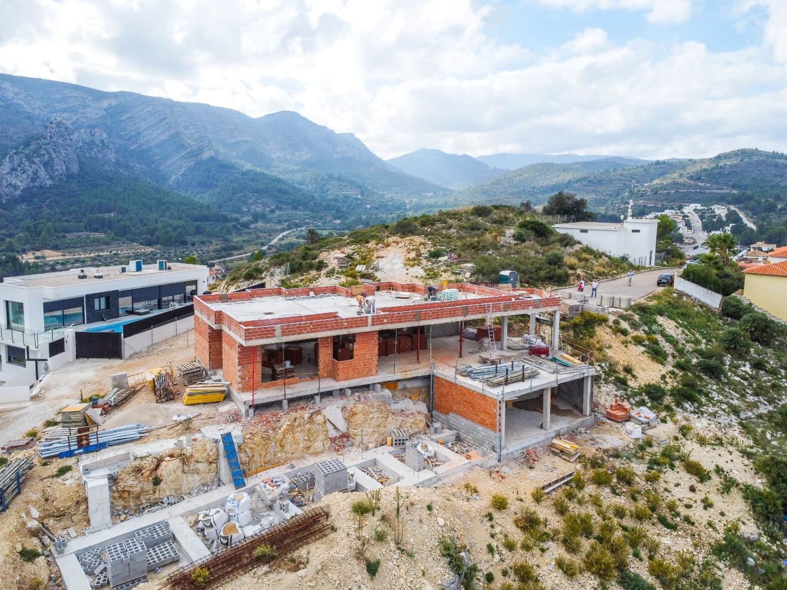 3 Zimmer Villa zu verkaufen in Pedreguer mit Pool Garage - 764.000 € (Ref: 9901379)