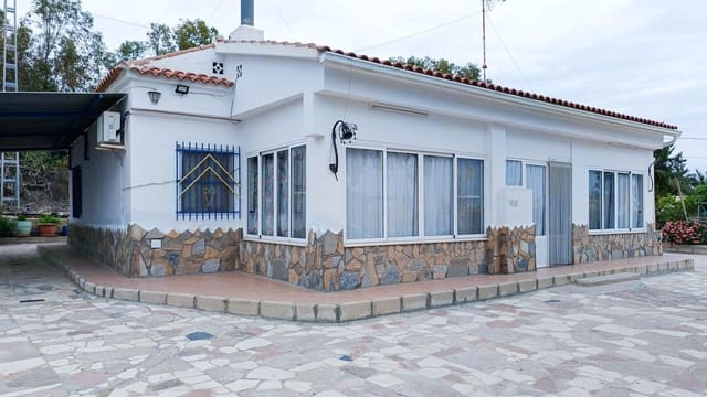 3 bedroom Finca/Country House for sale in Albatera with pool - € 259,000 (Ref: 9901382)
