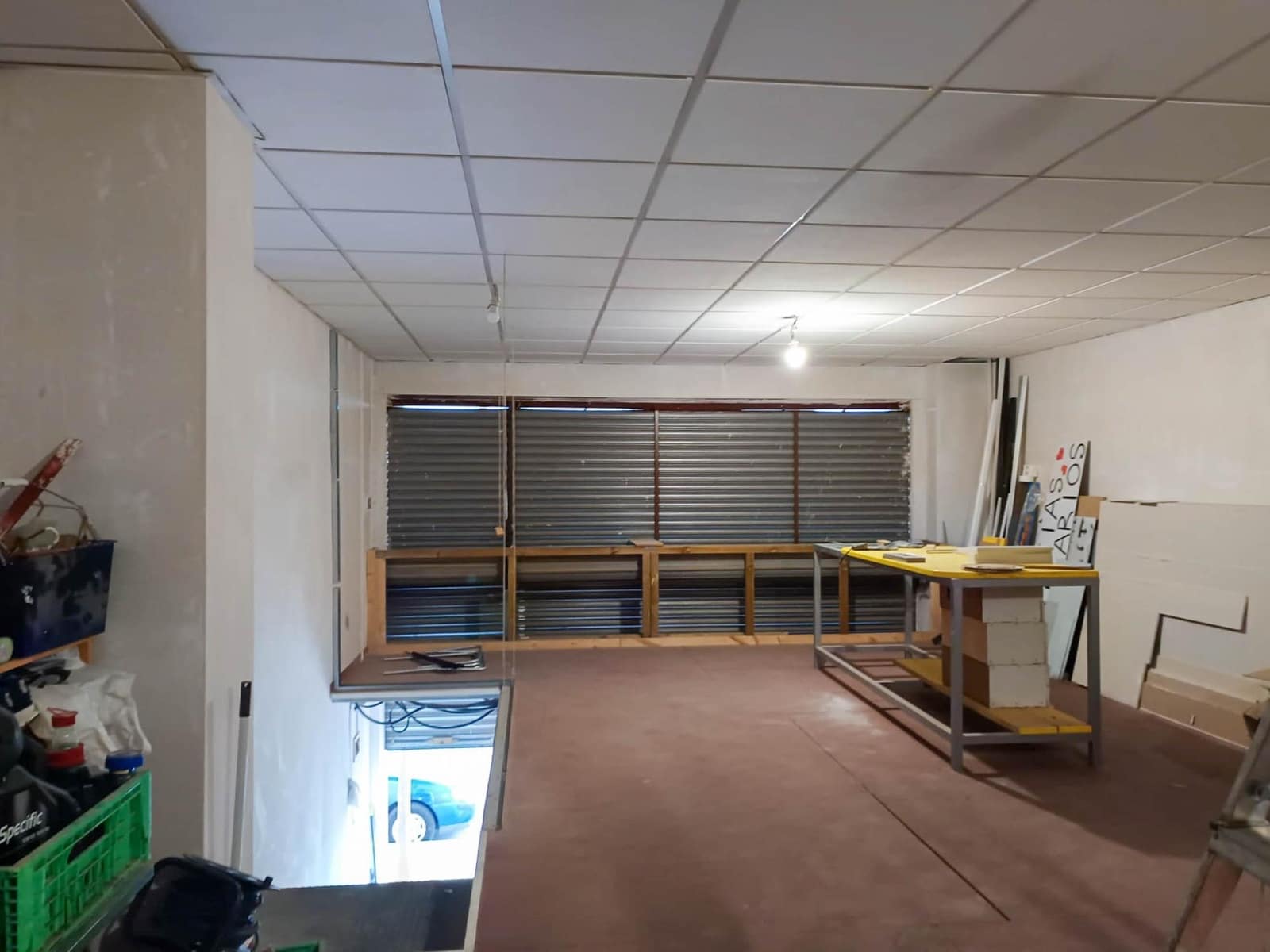 Commercial for sale in Crevillente / Crevillent - € 127,000 (Ref: 9901384)