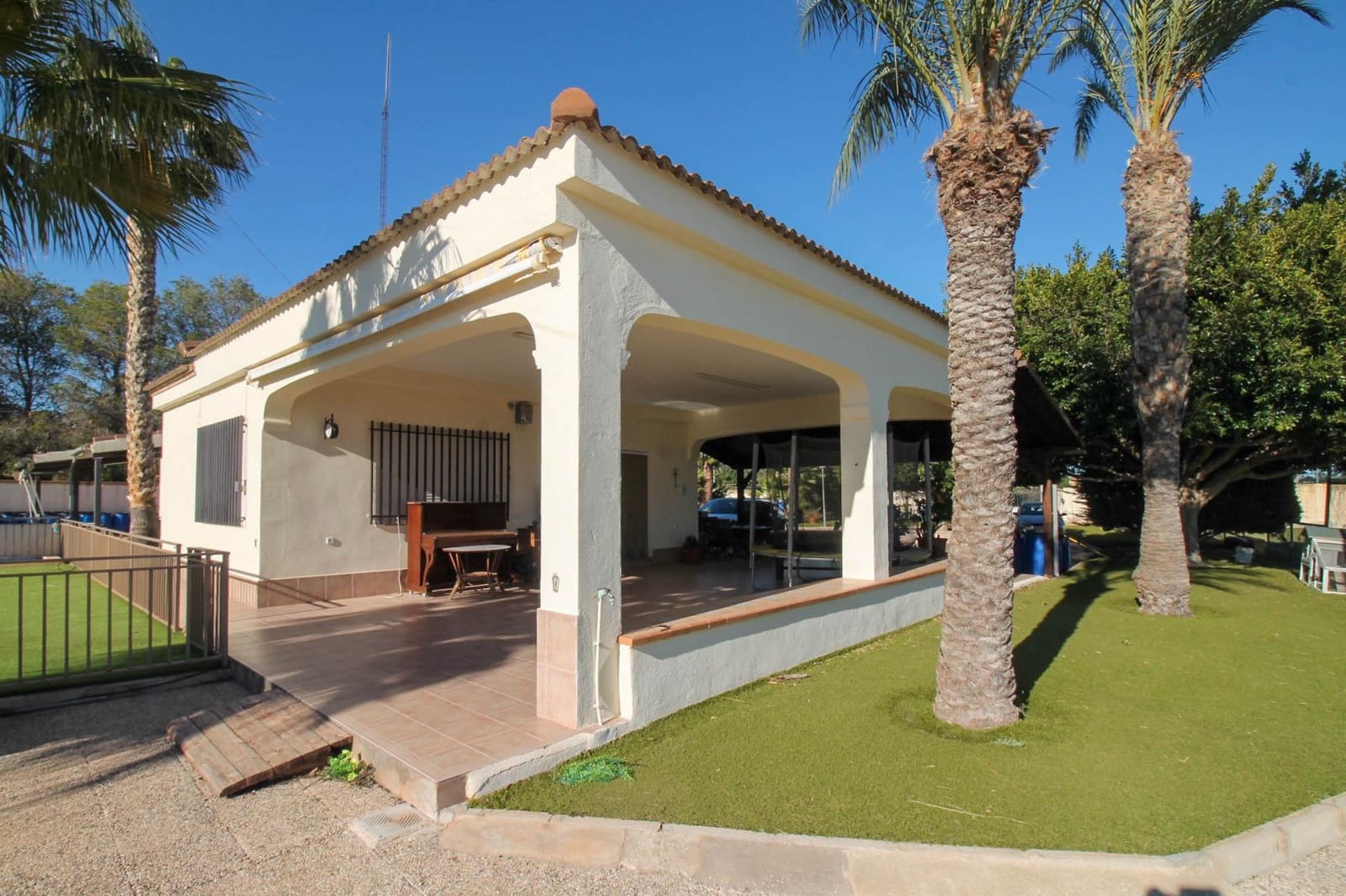 3 bedroom Villa for sale in Crevillente / Crevillent with pool - € 420,000 (Ref: 9901385)