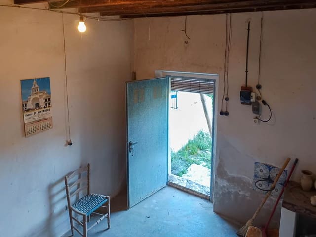 2 chambre Finca/Maison de Campagne à vendre à La Romana - 140 000 € (Ref: 9901386)