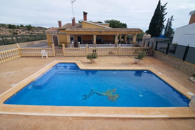 7 bedroom Finca/Country House for sale in Crevillente / Crevillent with pool - € 485,000 (Ref: 9901387)