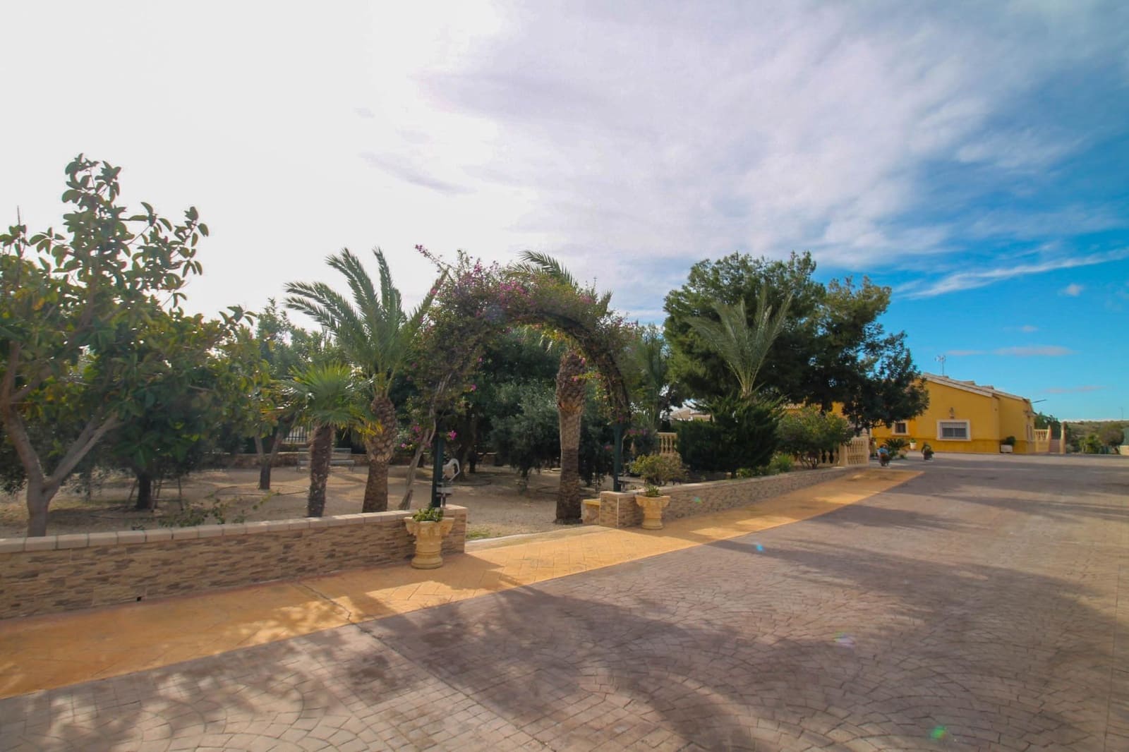 7 bedroom Finca/Country House for sale in Crevillente / Crevillent with pool - € 485,000 (Ref: 9901387)