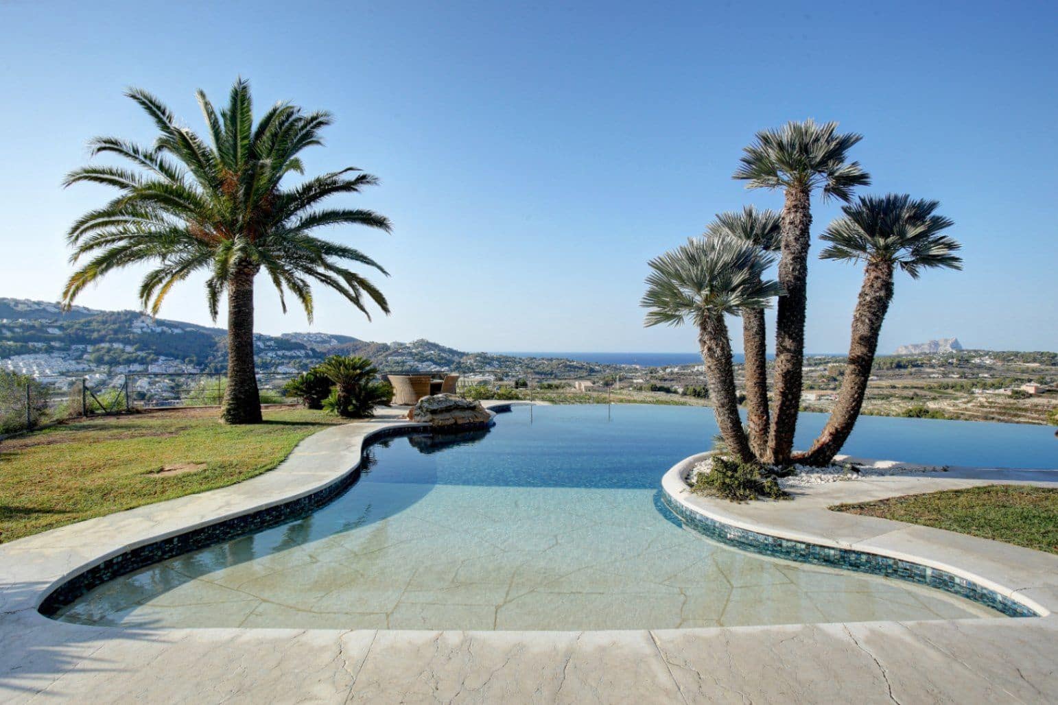 4 chambre Finca/Maison de Campagne à vendre à Moraira avec piscine garage - 4 200 000 € (Ref: 9901390)