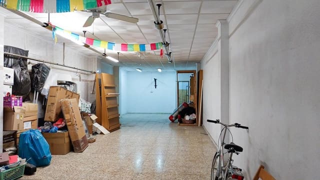 Commercial for sale in Crevillente / Crevillent - € 49,000 (Ref: 9901395)