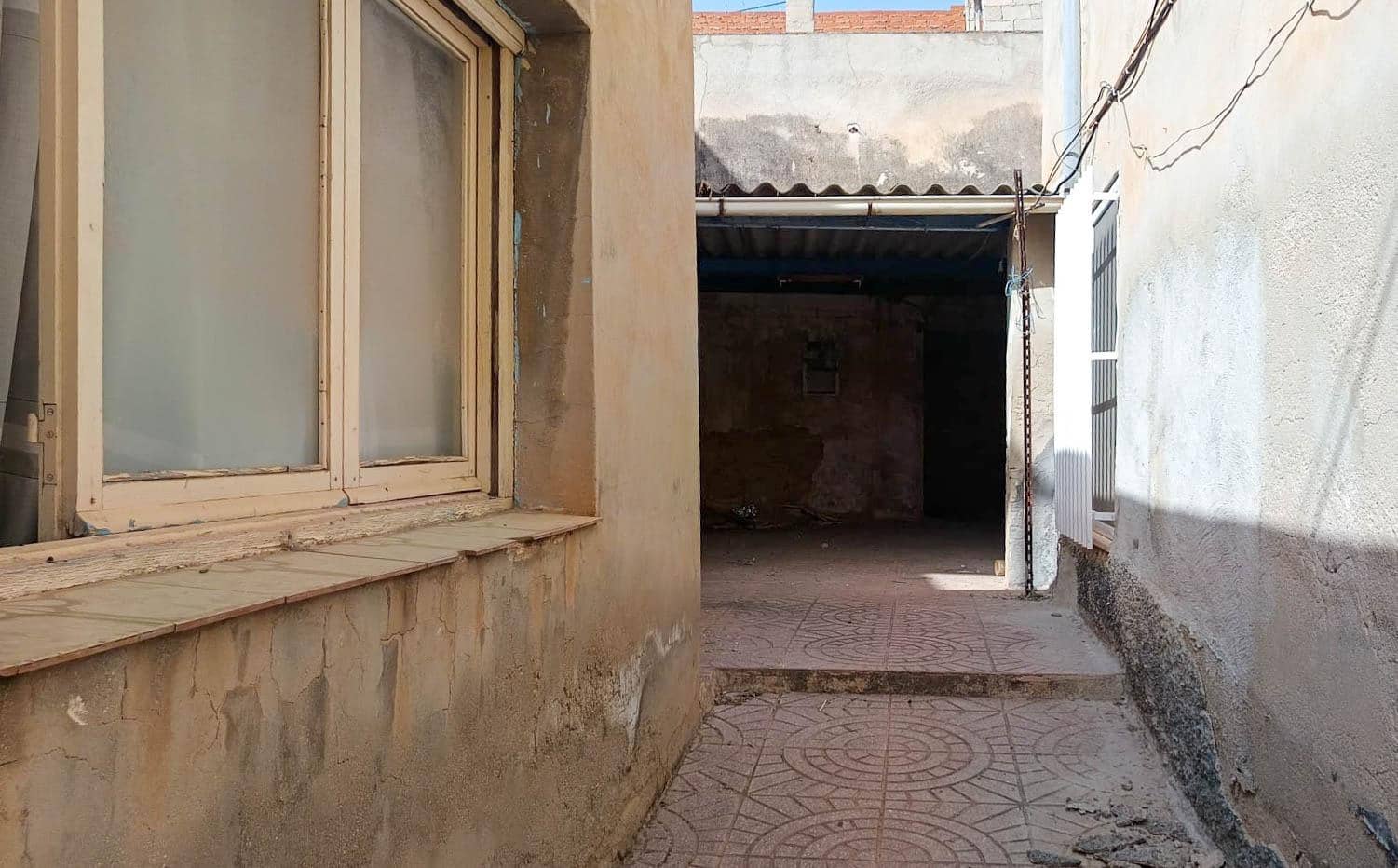 Dom szeregowy na sprzedaż w Crevillente / Crevillent - 38 900 € (Ref: 9901396)
