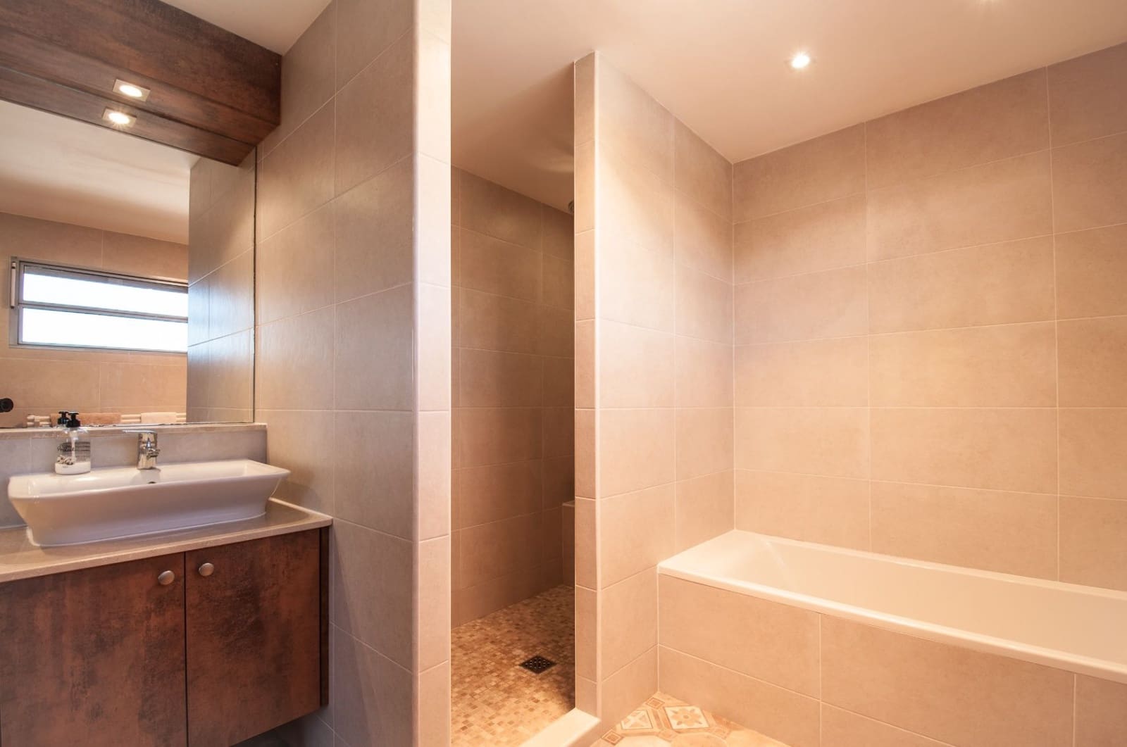 4 sypialnia Willa na sprzedaż w Moraira z basenem garażem - 1 190 000 € (Ref: 9901400)