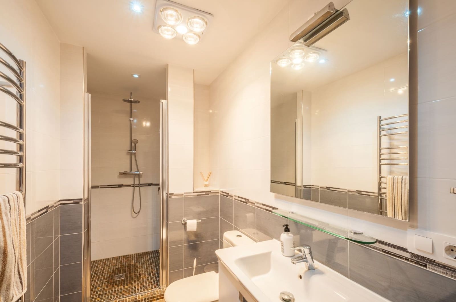 4 sypialnia Willa na sprzedaż w Moraira z basenem garażem - 1 190 000 € (Ref: 9901400)